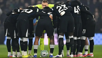 Chelsea tạo vòng tròn trước giờ bóng lăn, bí mật nằm ở tinh thần tập thể